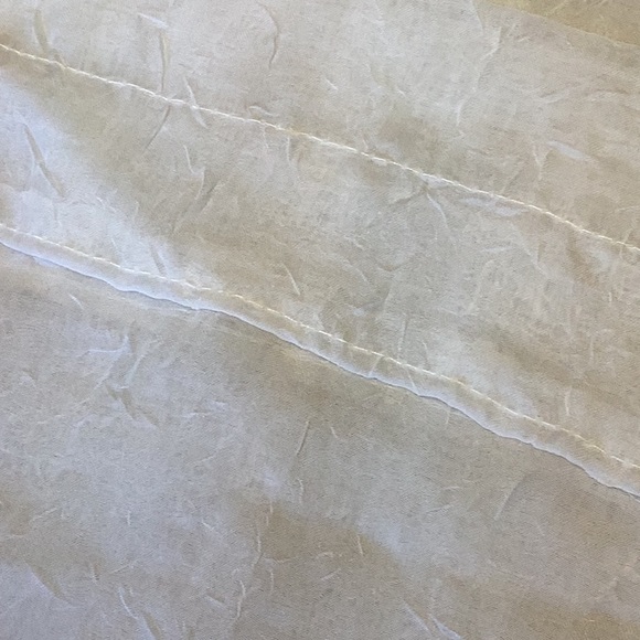 FINAL SALE PRICE 2 Large Sheer Patterned Rod Pocket Panels - Picture 2 of 4